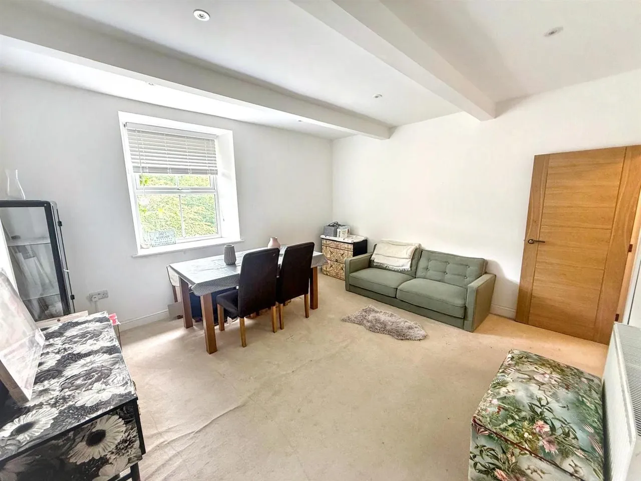 Otley Road, East Morton, BD20 5UH, photo 4