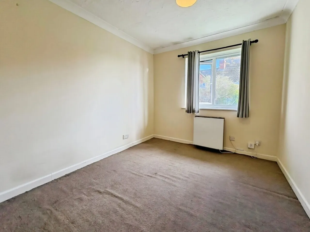 Kiddles, Yeovil, BA21, photo 6