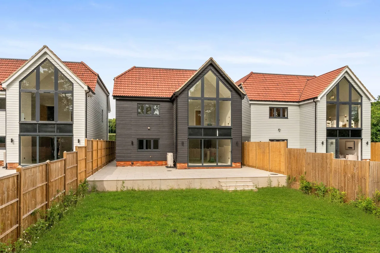 The Oaklands Aston Lane, Bragbury End, SG2, photo 30