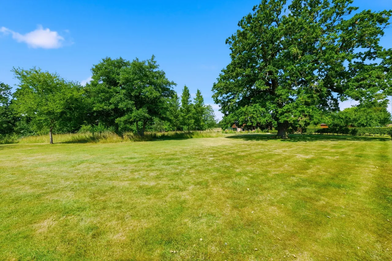 Oxton Road, Epperstone, photo 58