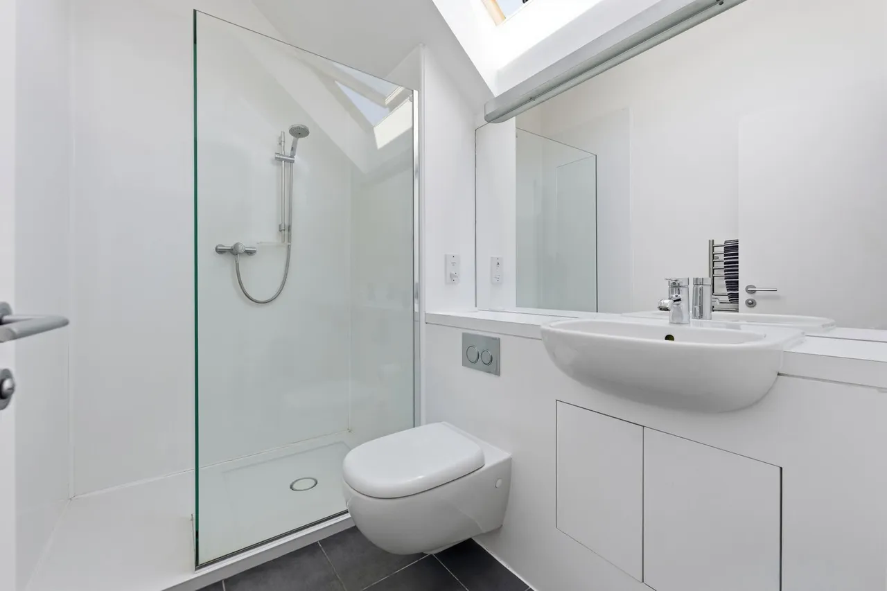 Oxton Road, Epperstone, photo 32