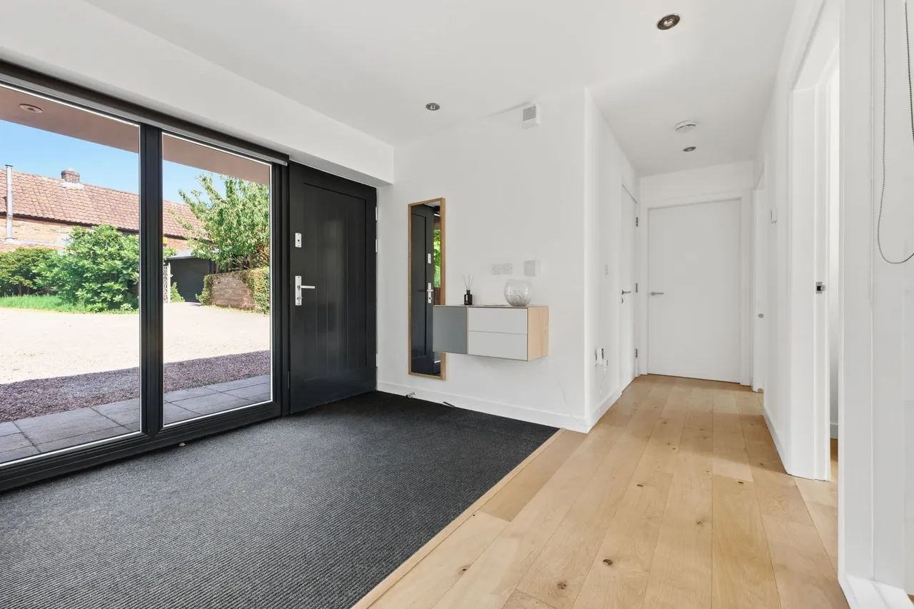 Oxton Road, Epperstone, photo 5