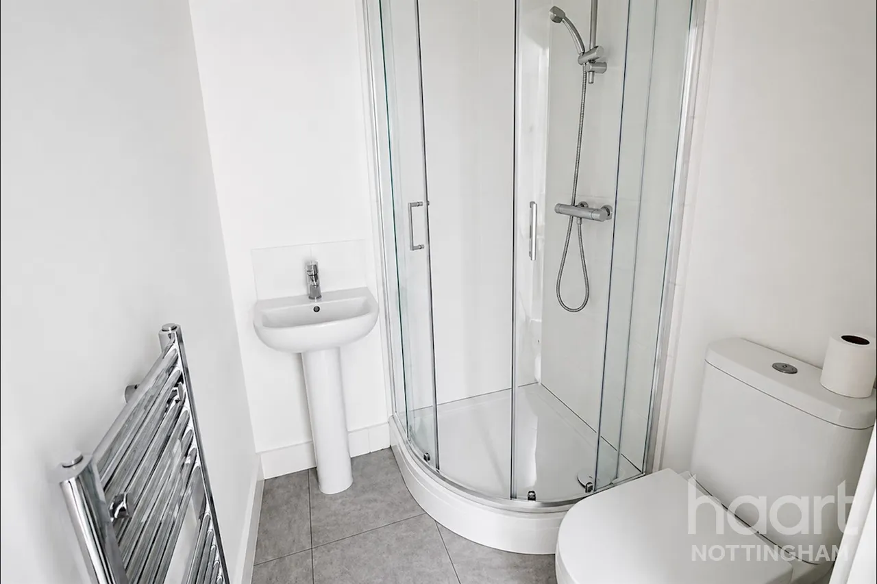 Basford Road, Old Basford, NG6, photo 7