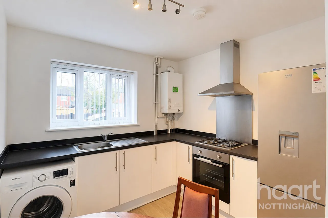 Basford Road, Old Basford, NG6, photo 2