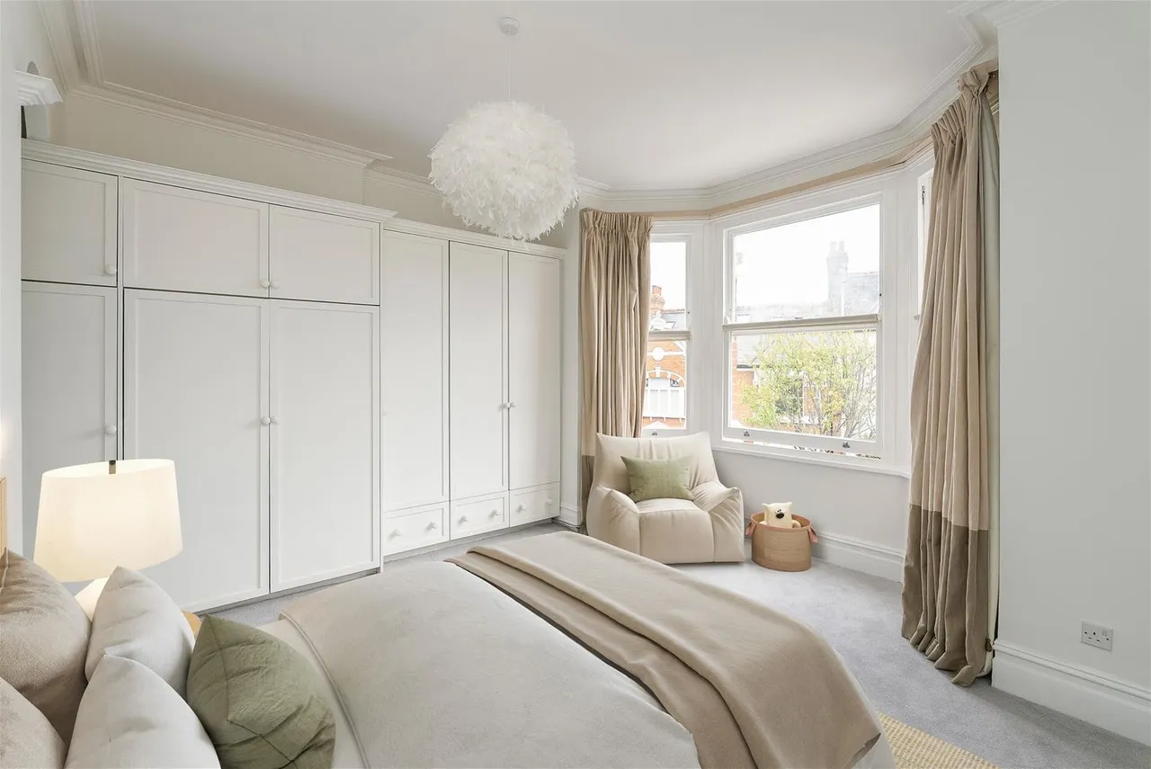Bernard Gardens, Wimbledon, SW19, photo 9