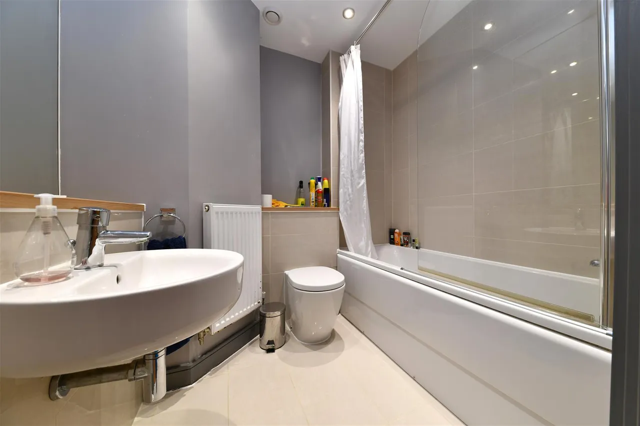 Monument Court, Woolners Way, Stevenage, Hertfordshire, SG1 3BT, photo 8