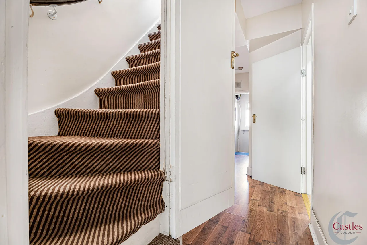 Farrant Avenue, N22, photo 14