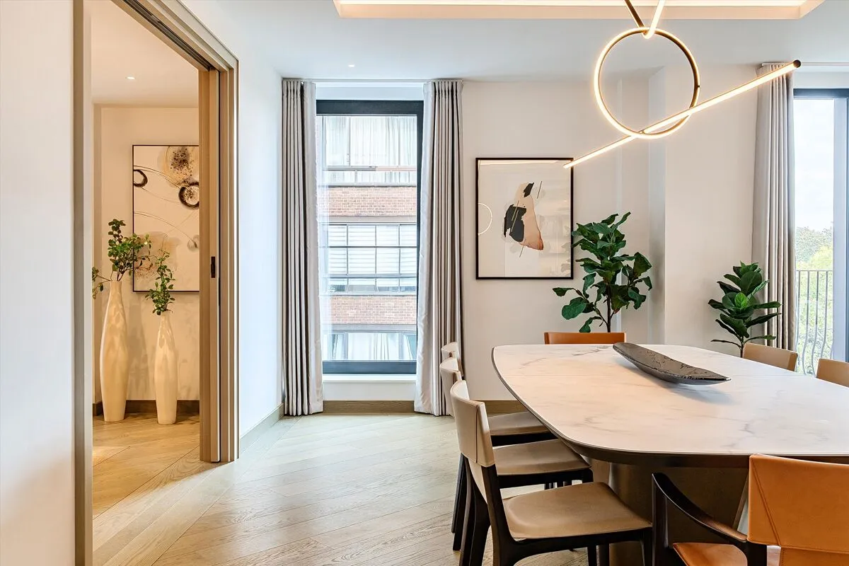 Bayswater Road, London, W2, photo 31