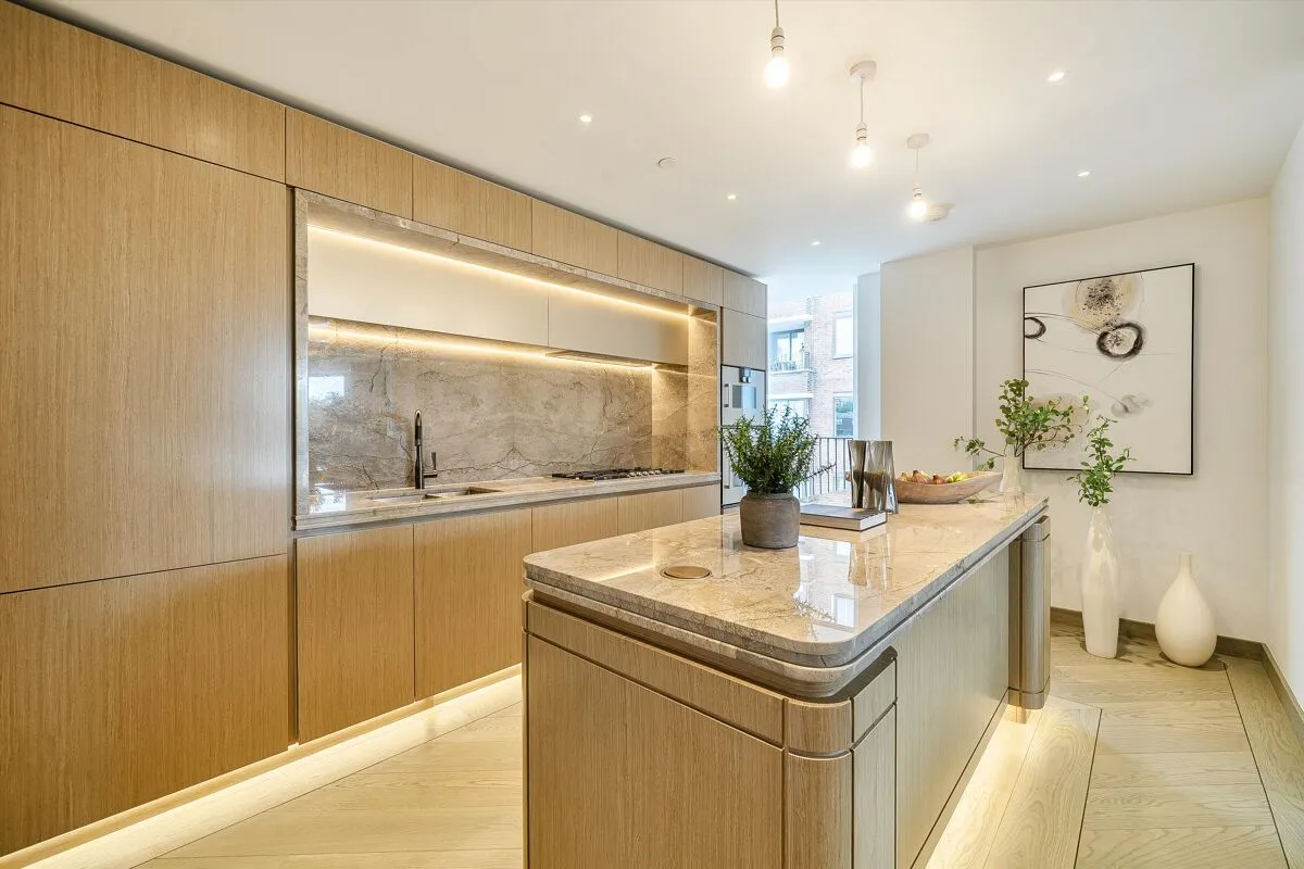Bayswater Road, London, W2, photo 6