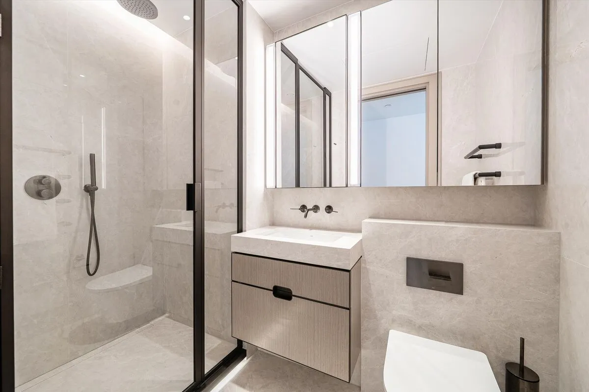 Bayswater Road, London, W2, photo 28