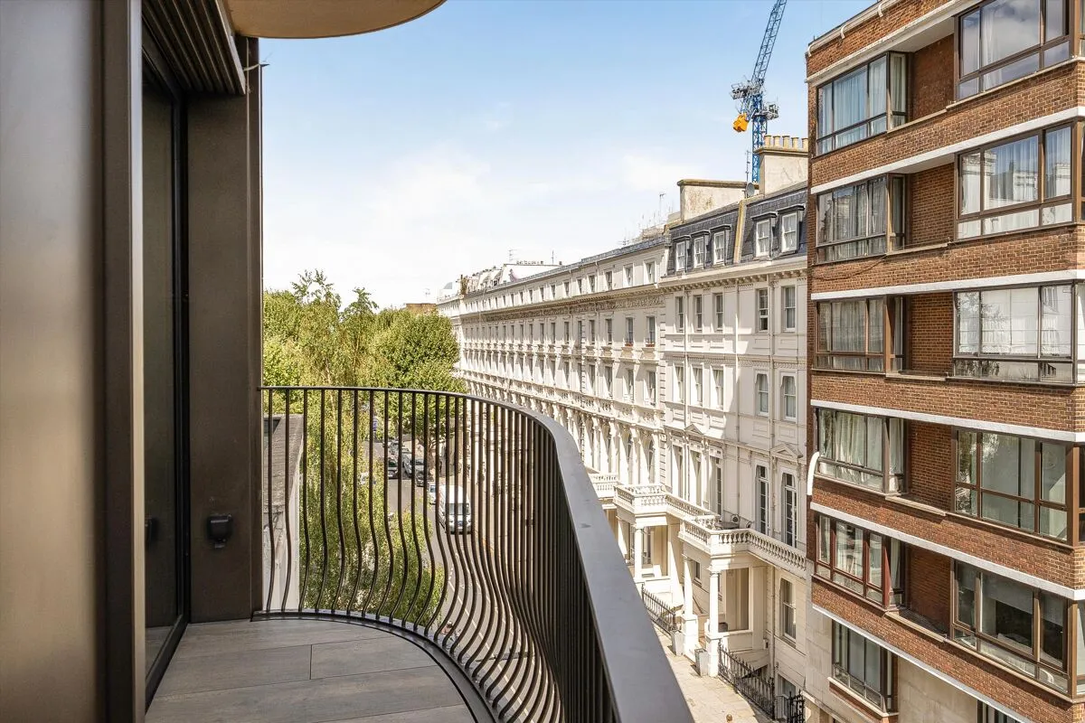Bayswater Road, London, W2, photo 34