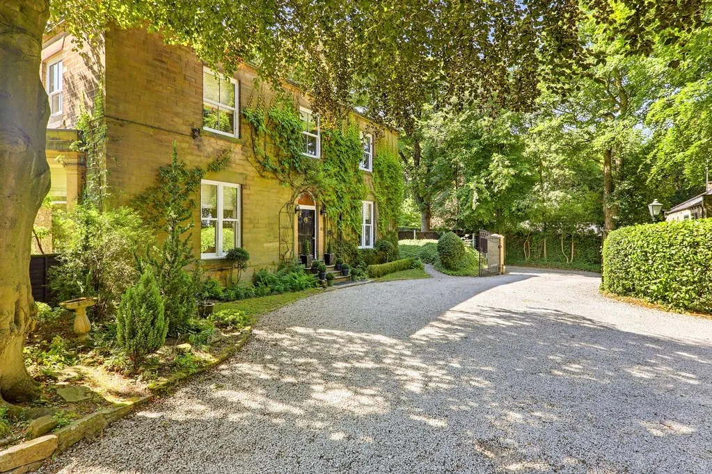 Oxford Road, Gomersal BD19 4JP, photo 44