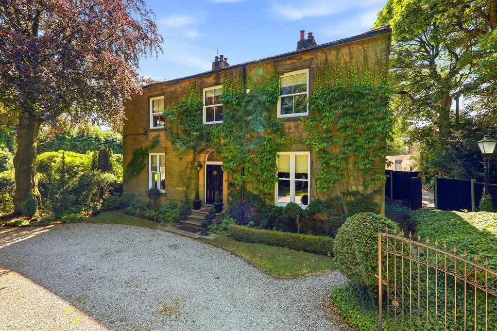 Oxford Road, Gomersal BD19 4JP, photo 46