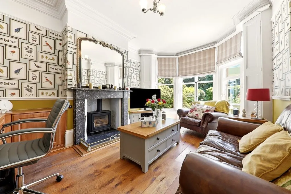 Oxford Road, Gomersal BD19 4JP, photo 13