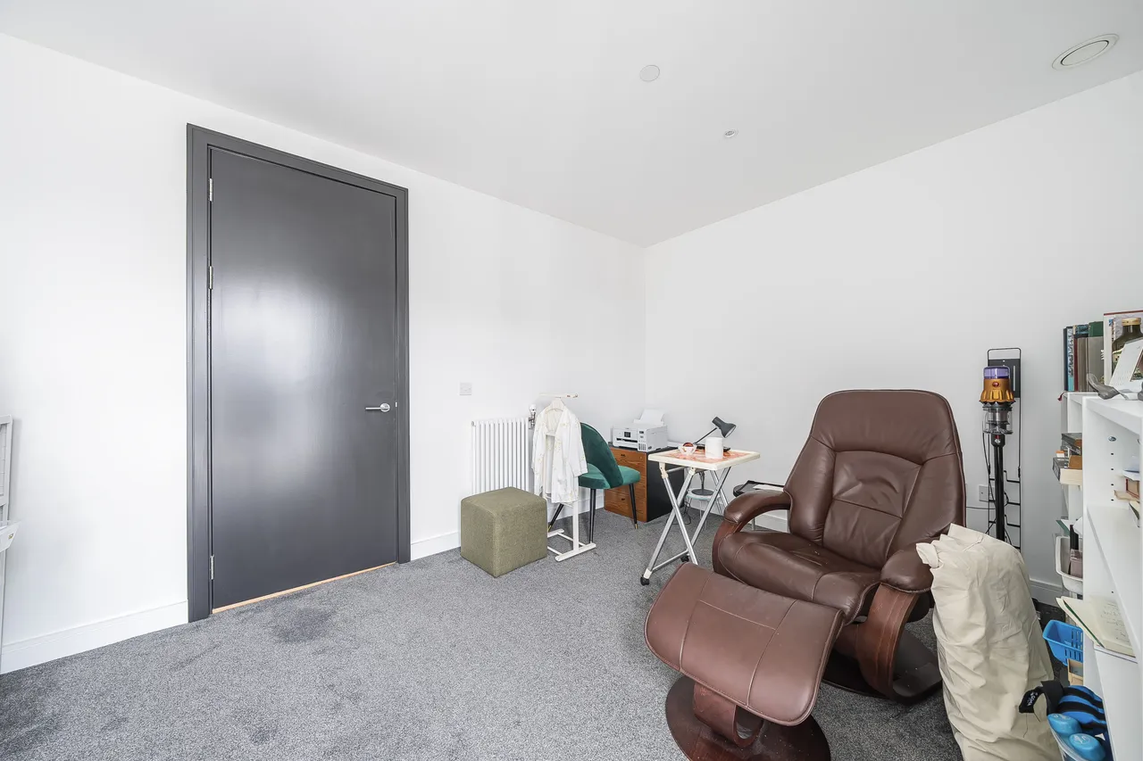 Flat 1903, Hennessey Apartments, Woolwich, photo 12