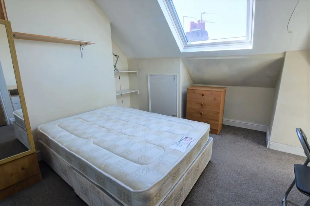Newcastle Upon Tyne NE2 3HL, NE2, photo 9