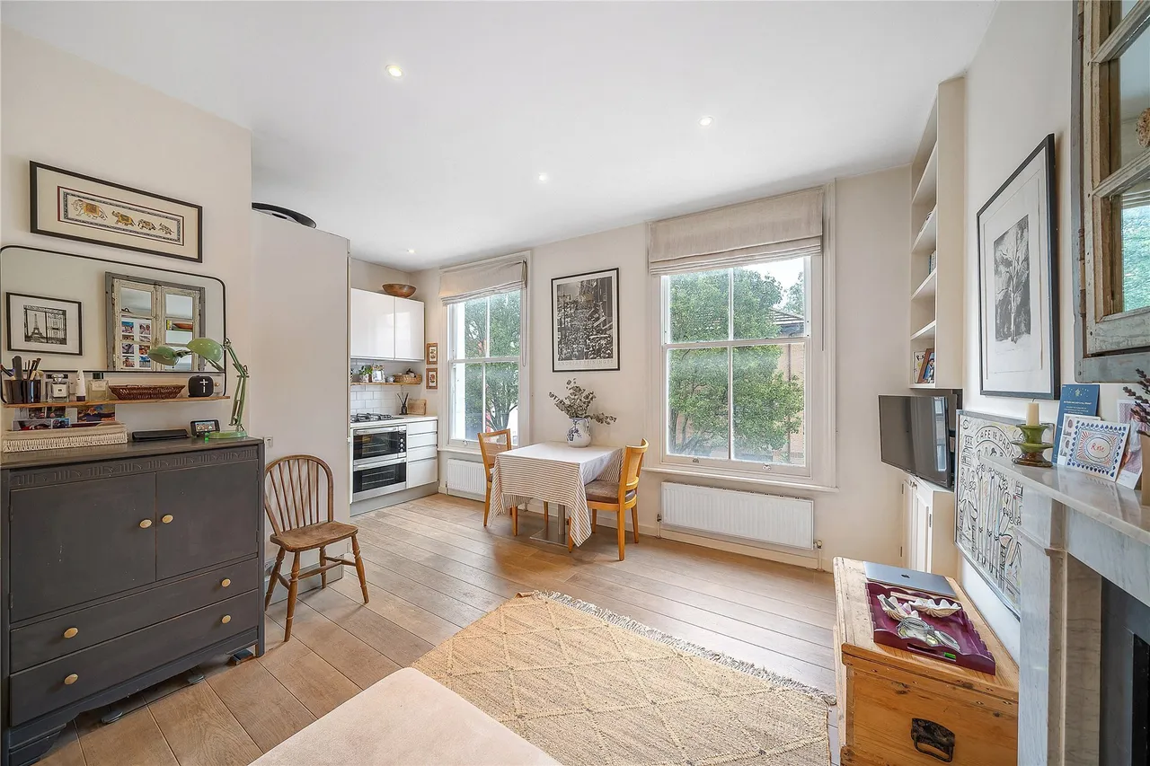 Basing Street, Notting Hill, London, W11, photo 3