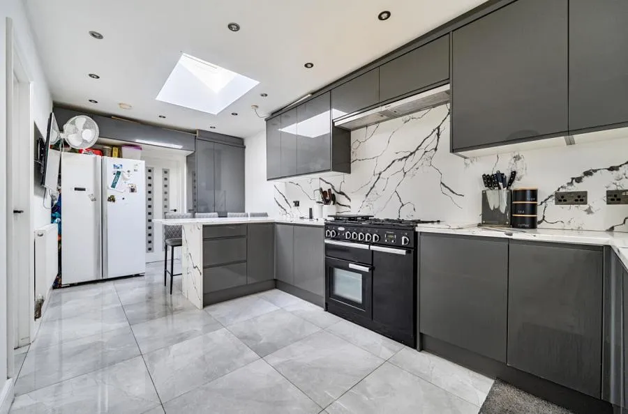 Boyn Valley Road, Maidenhead, SL6, photo 2