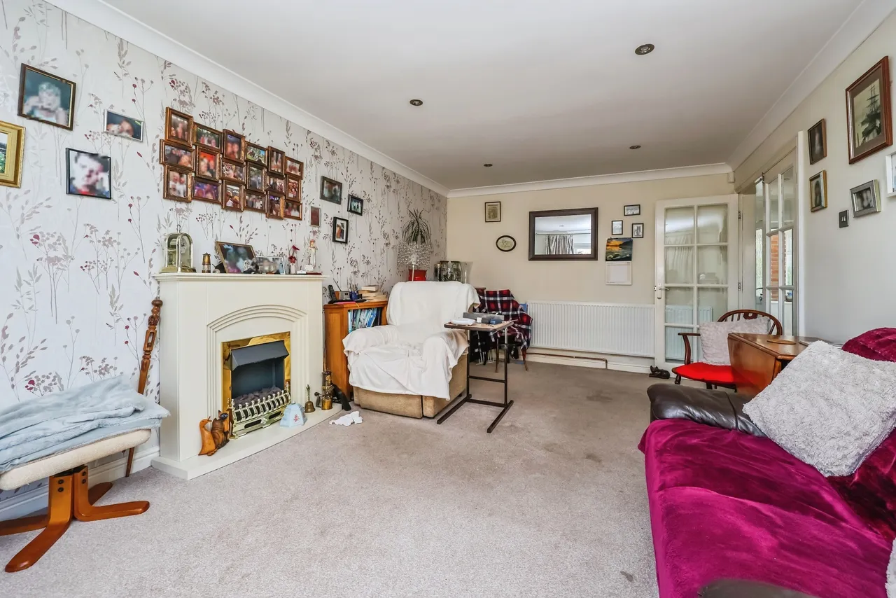 Frances Grove, Hucknall, NG15, photo 12