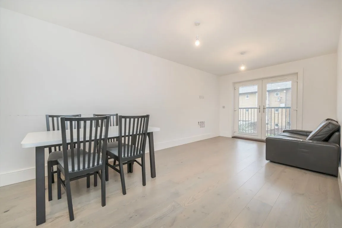 Wolverton Gardens, W6, photo 4