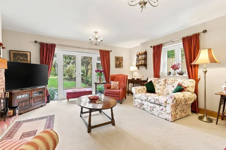 with 4 bedrooms in Great Bardfield, Nr Braintree, CM7, photo 7