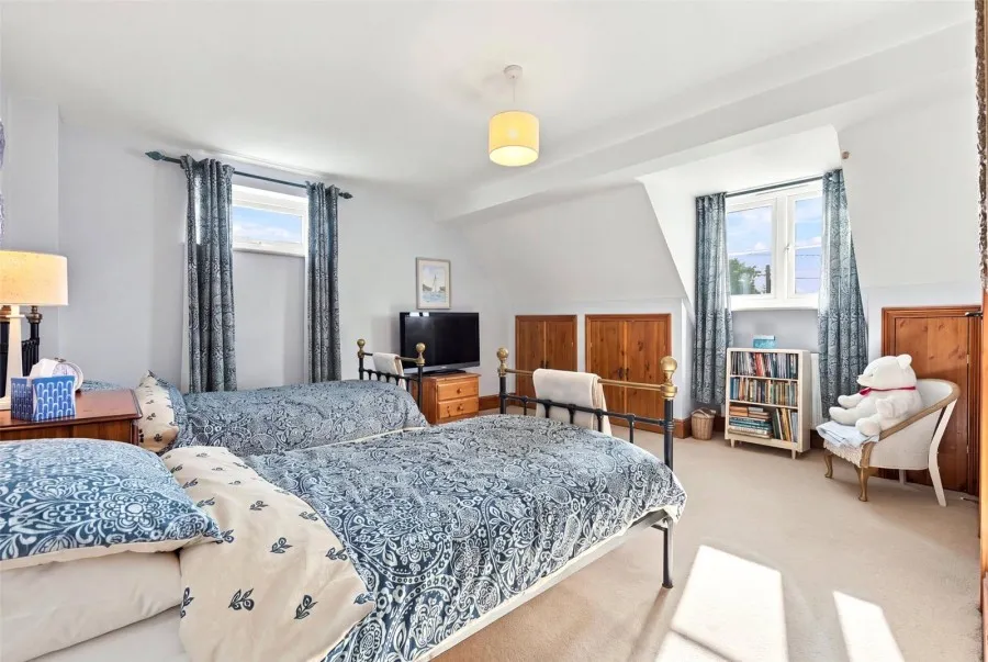 with 4 bedrooms in Great Bardfield, Nr Braintree, CM7, photo 13