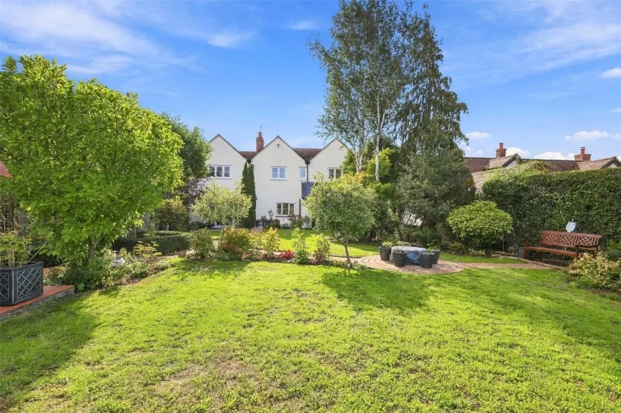 with 4 bedrooms in Great Bardfield, Nr Braintree, CM7, photo 16