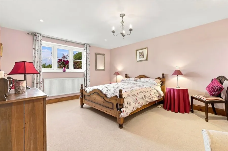 with 4 bedrooms in Great Bardfield, Nr Braintree, CM7, photo 11