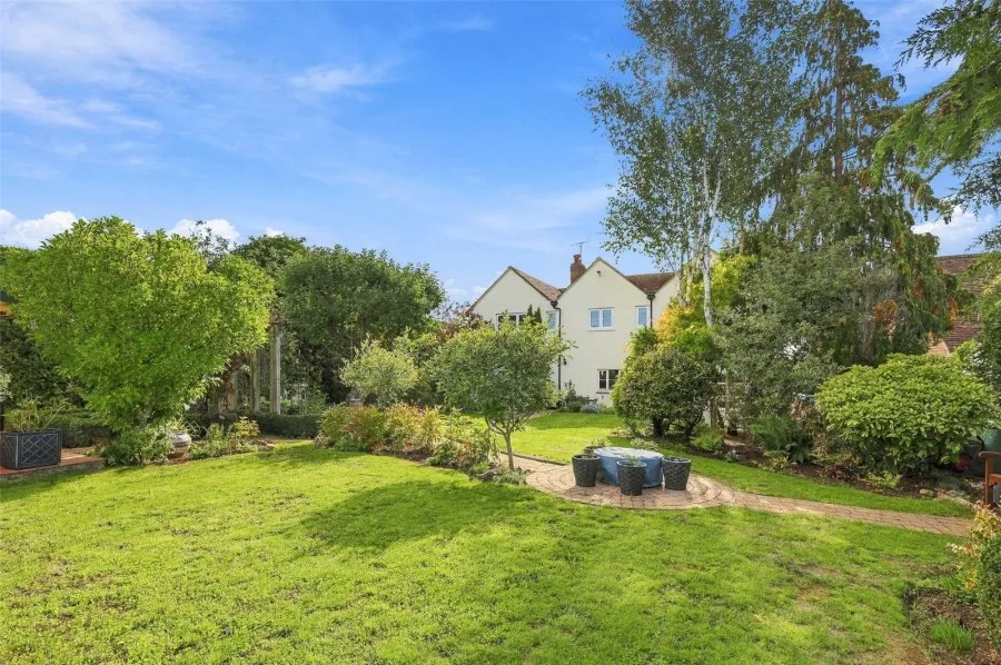 with 4 bedrooms in Great Bardfield, Nr Braintree, CM7, photo 35