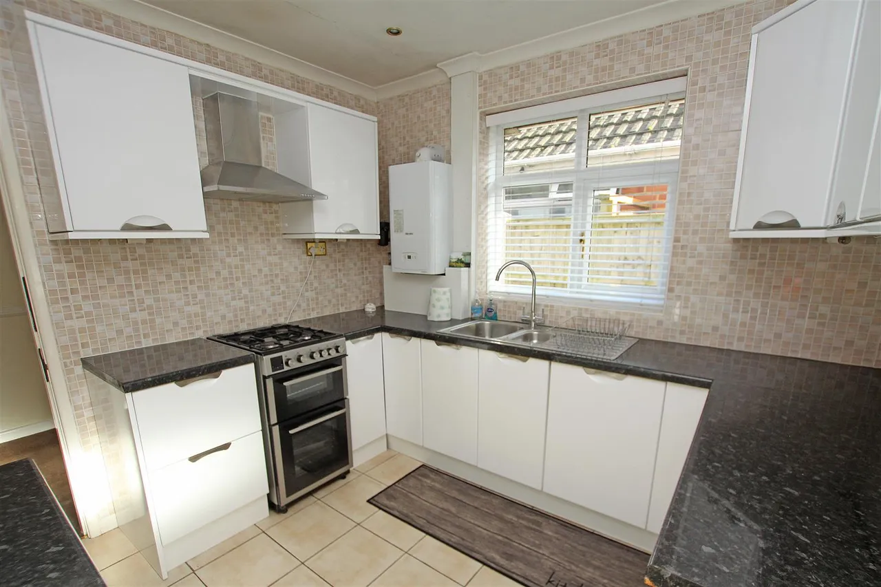 Edward Road, Bournemouth, photo 5