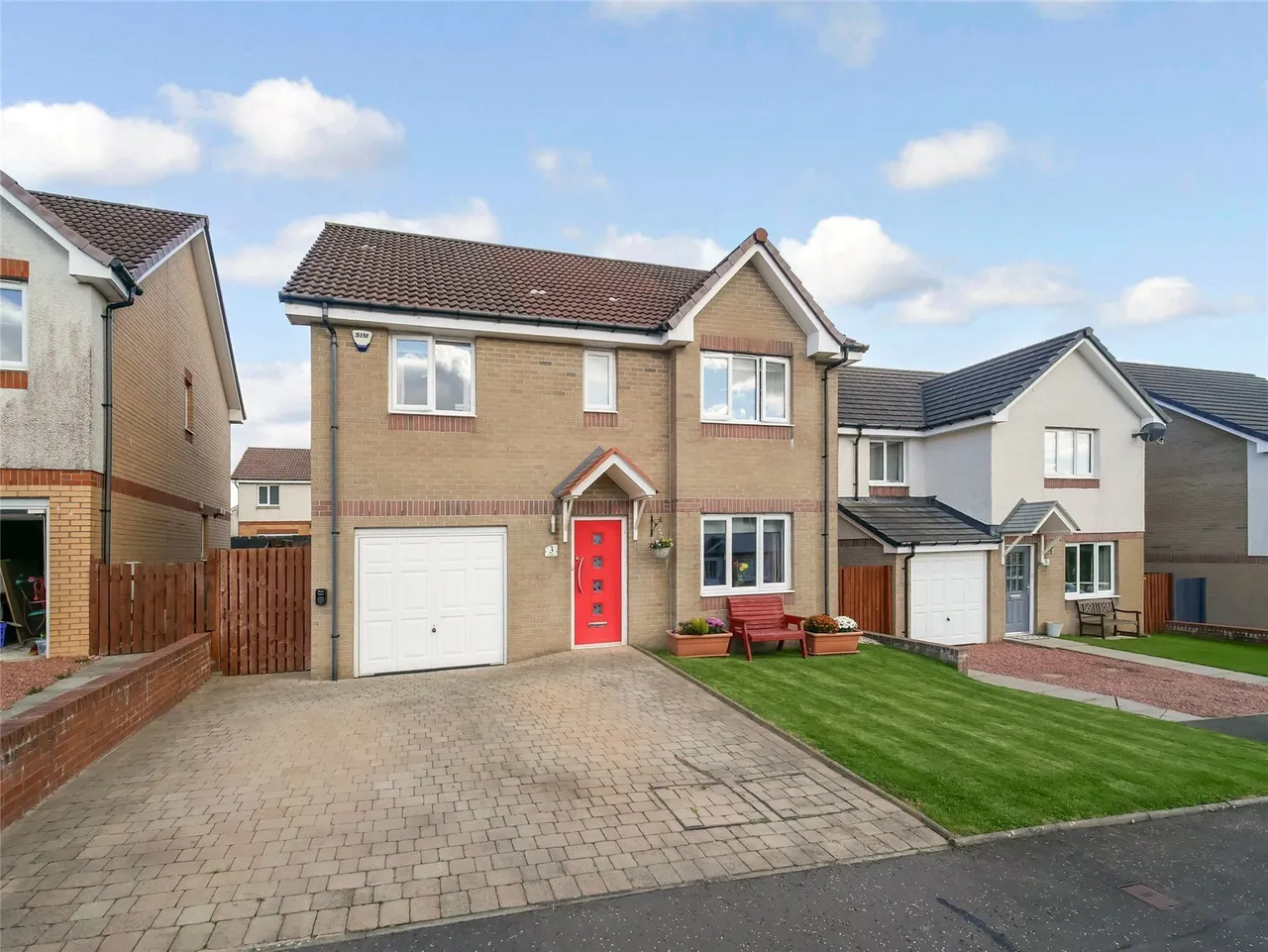 4 bed house for sale — Woodfoot Quadrant, Parklands, Glasgow City, G53