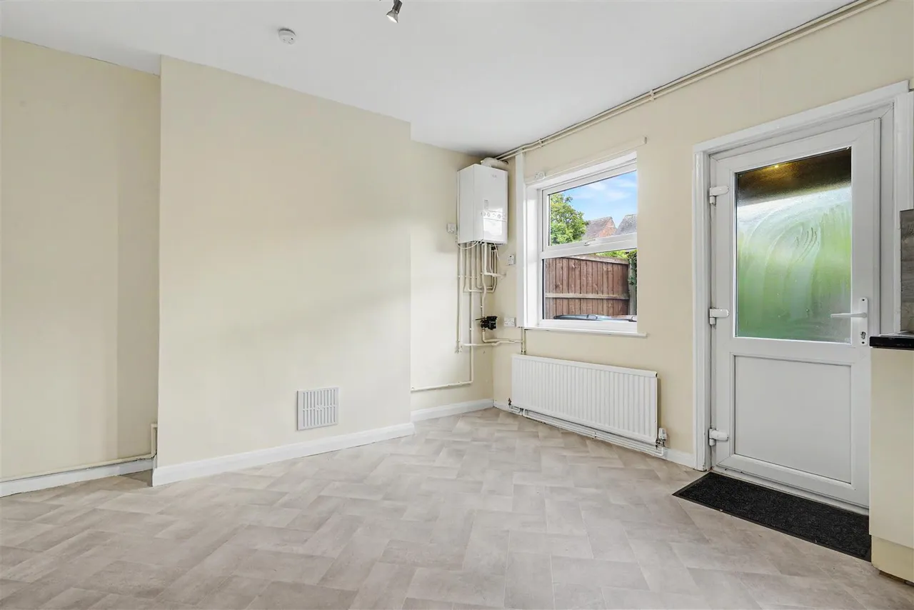 Gloucester Avenue, Beeston, NG9, photo 7