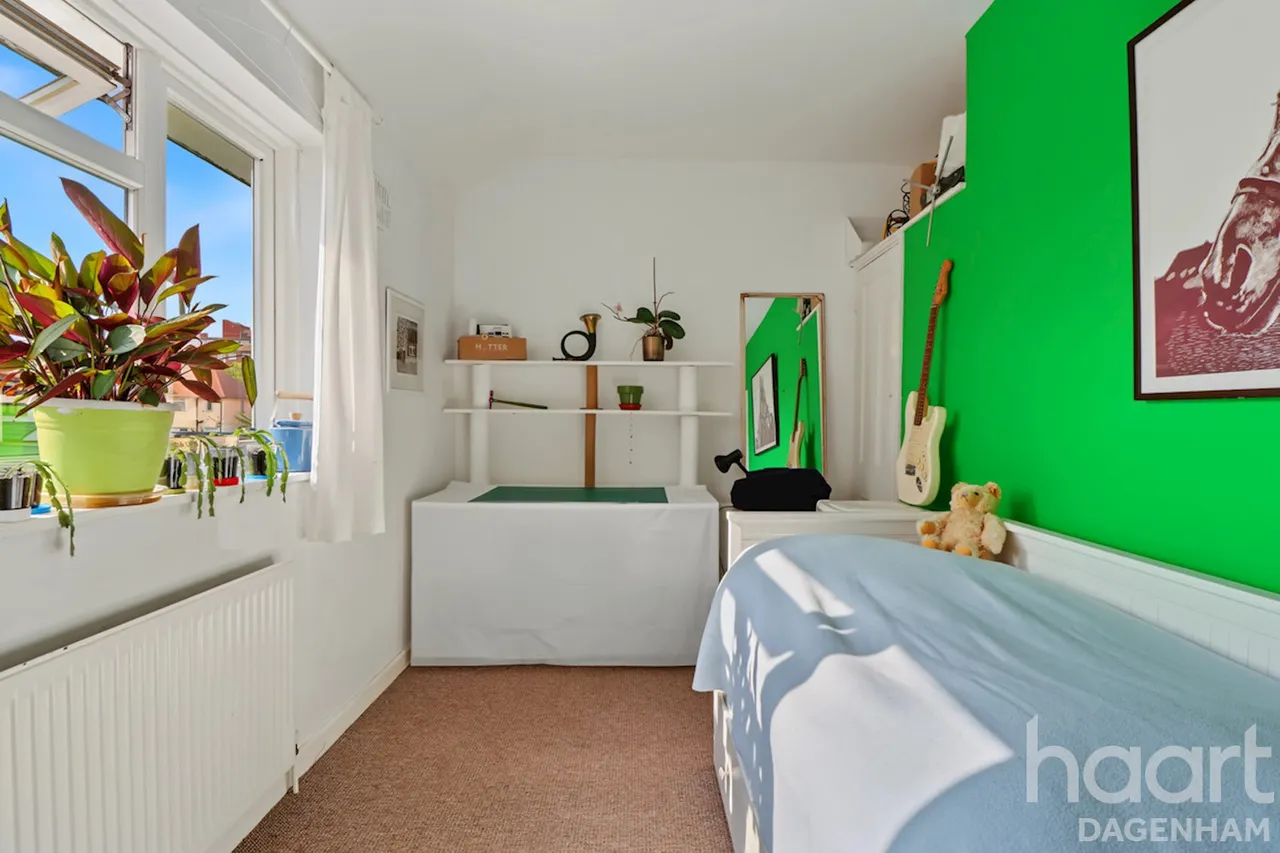 Manning Road, Dagenham, RM10, photo 20