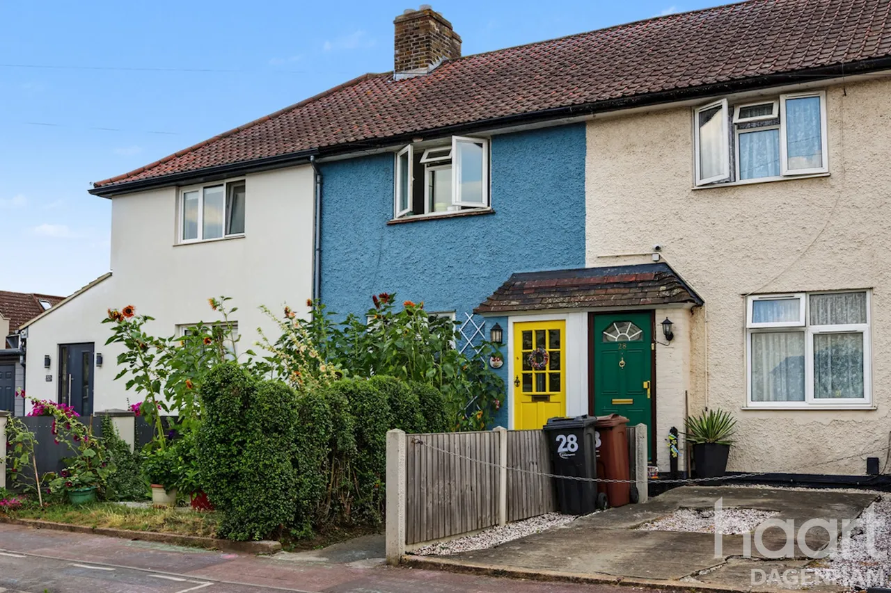 2 bed house for sale, Manning Road, Dagenham, RM10