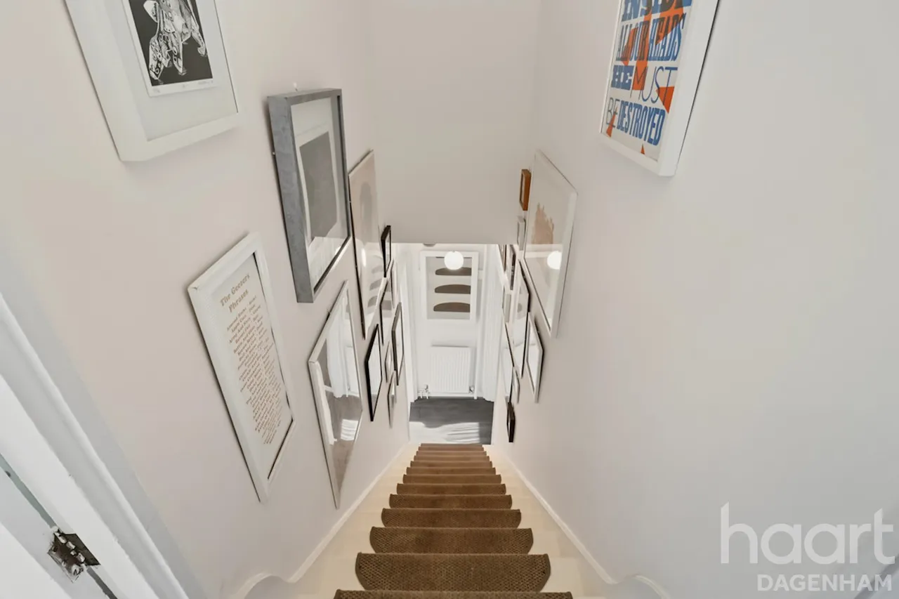 Manning Road, Dagenham, RM10, photo 16
