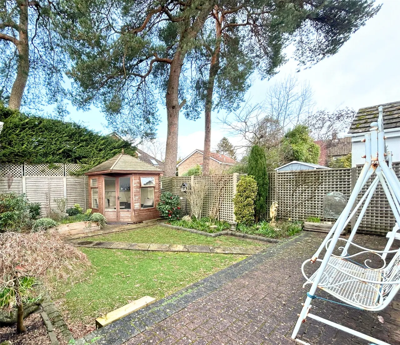 Pineholt Close, St. Ives, Ringwood, Dorset, BH24 2NE, photo 12