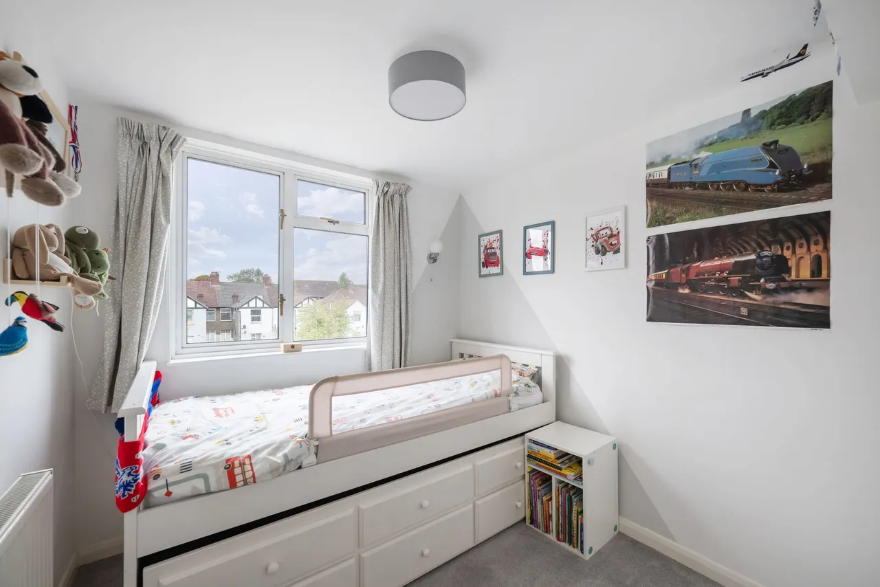 Cobden Road, London, SE25, photo 15