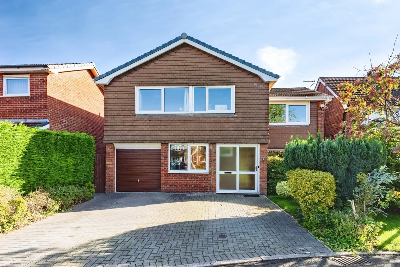 5 bed house for sale, Ackerley Close, Warrington, WA2