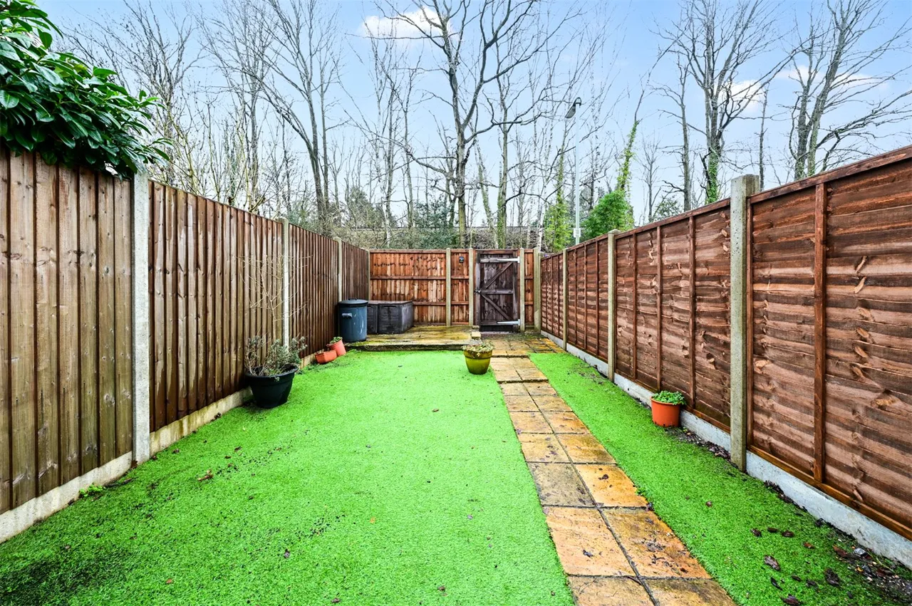 Maple Close, Ash Vale, Guildford, Surrey, GU12 5JZ, photo 7