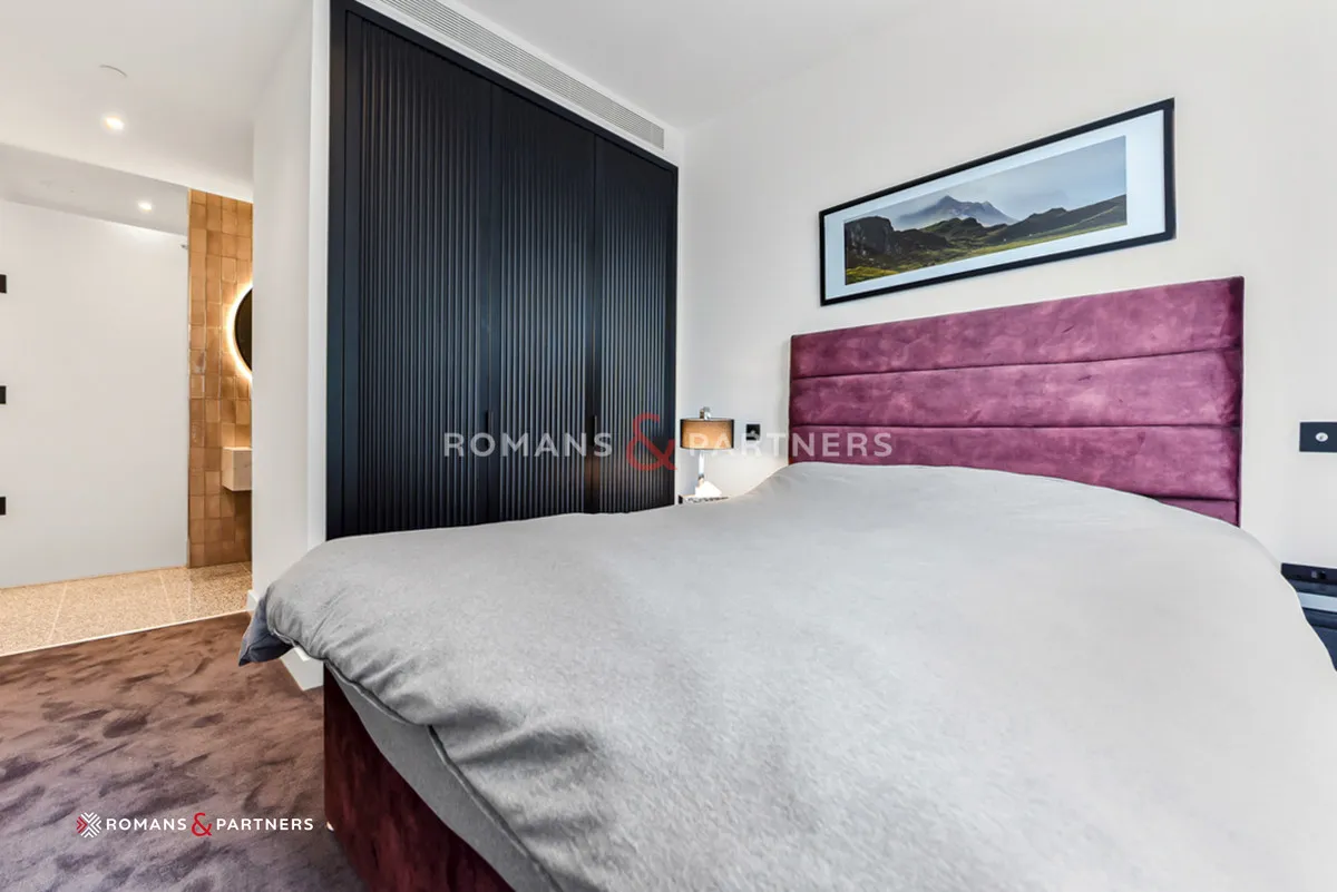 Embassy Gardens, SW11, photo 6