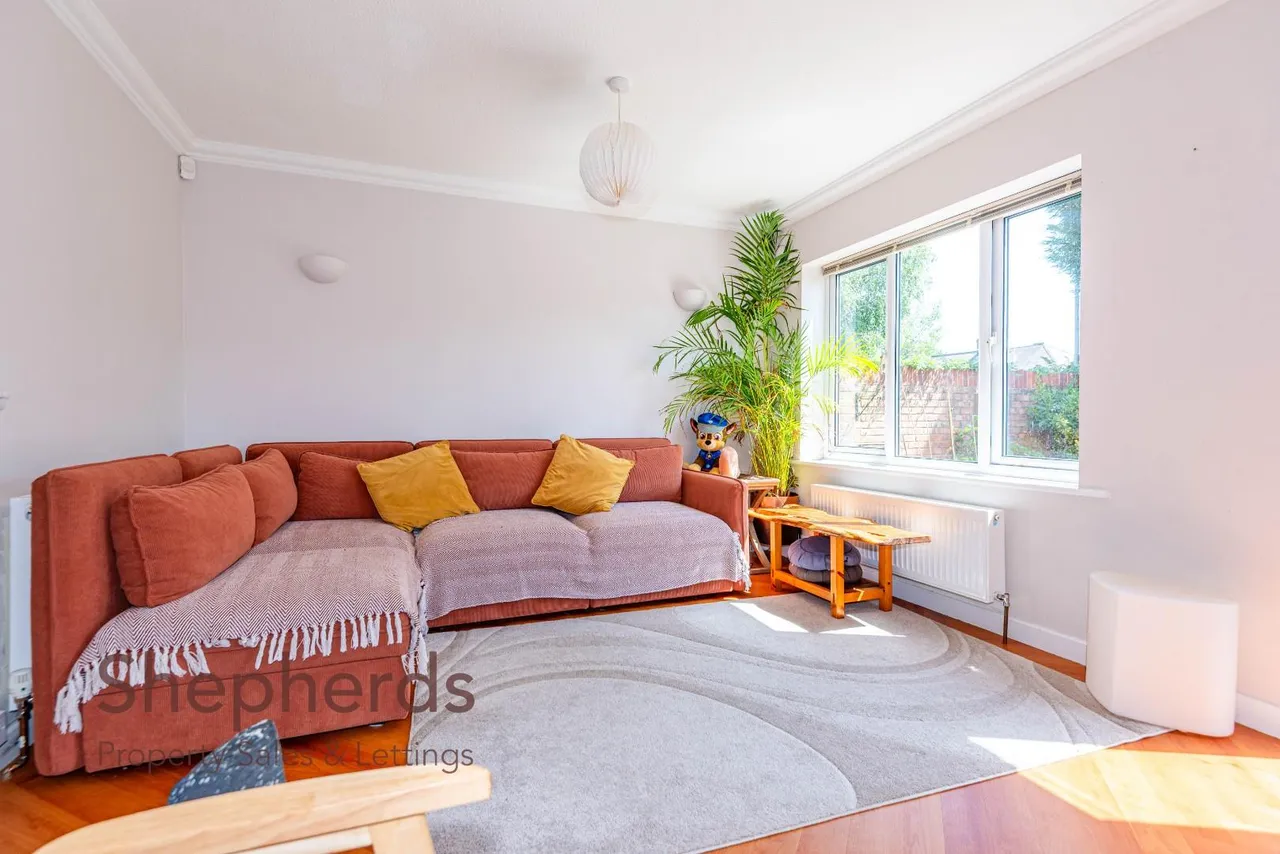 Broomfield Avenue, Broxbourne, EN10, photo 5
