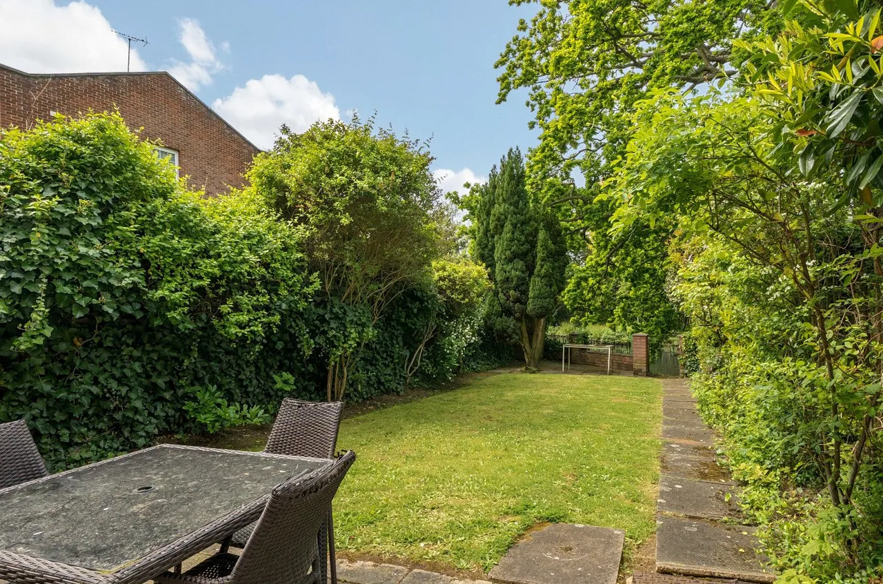 Baxendale, Whetstone, London, N20 0EG, photo 17