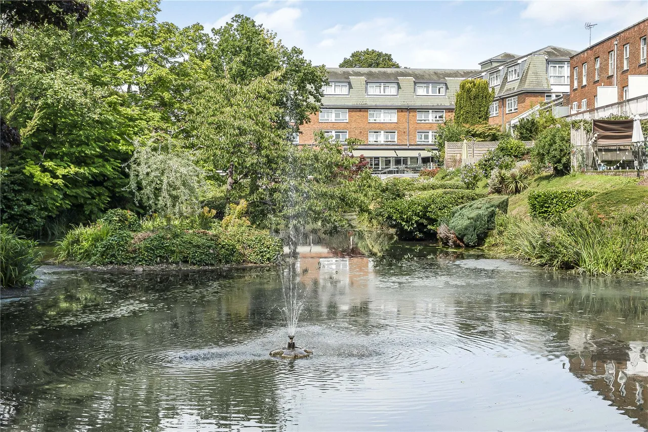 Baxendale, Whetstone, London, N20 0EG, photo 21
