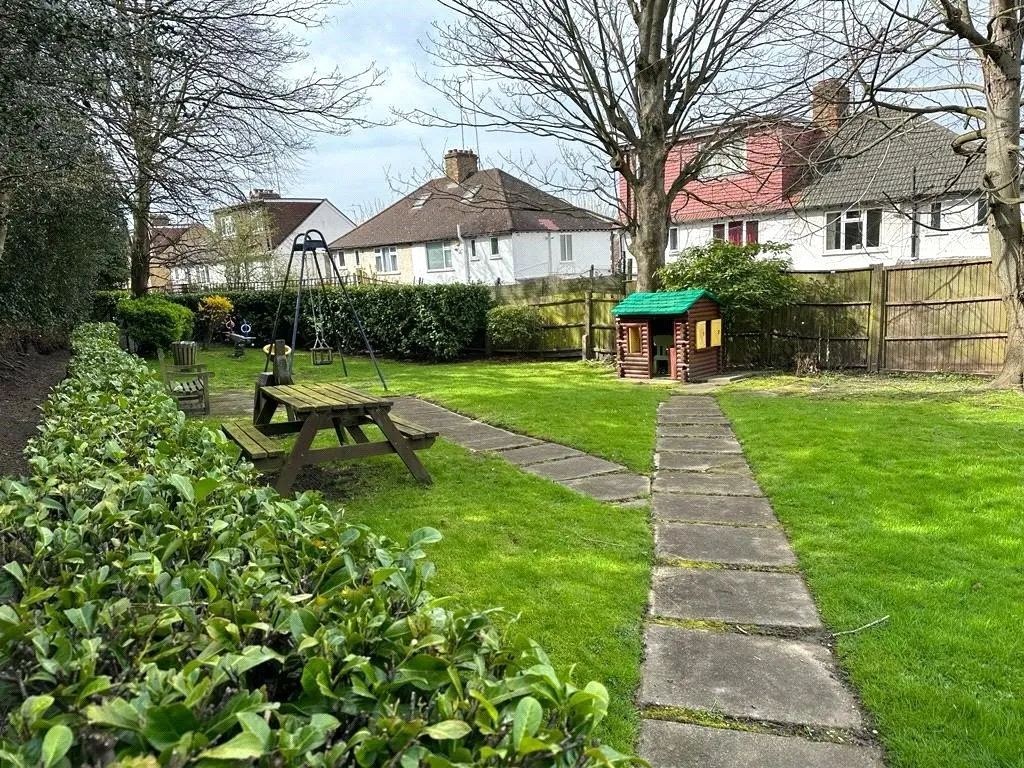 Baxendale, Whetstone, London, N20 0EG, photo 23