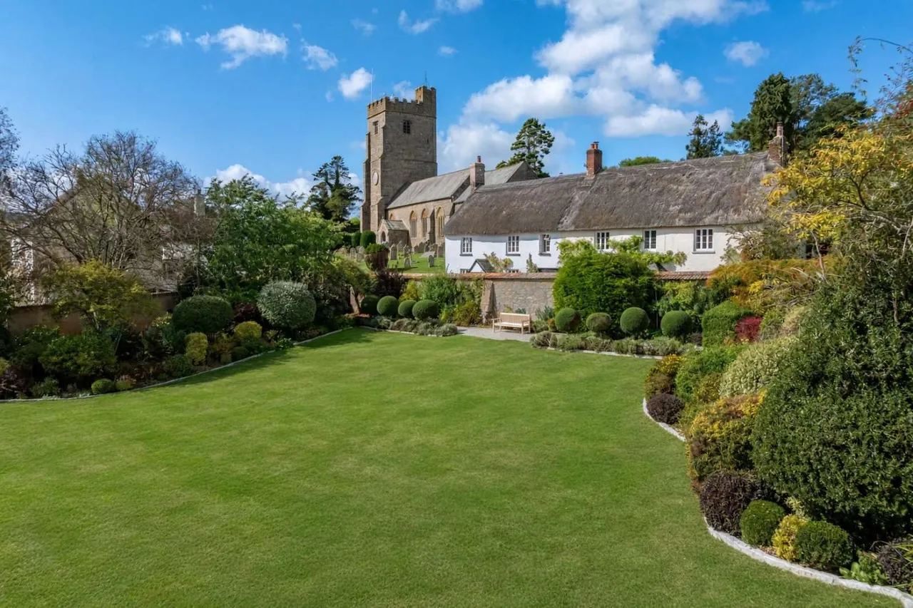 Dunsford, Exeter, EX6, photo 32