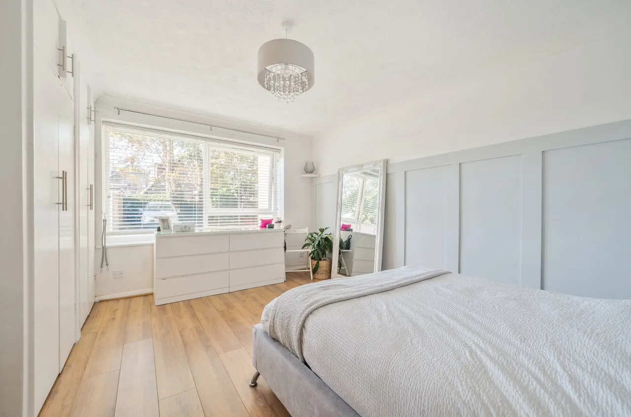 Wallace Avenue, Worthing, BN11, photo 4