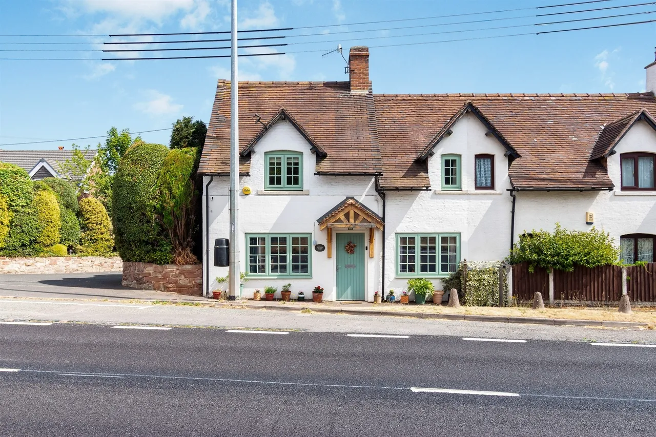 4 bed house for sale, Stone Road, Tittensor, ST12