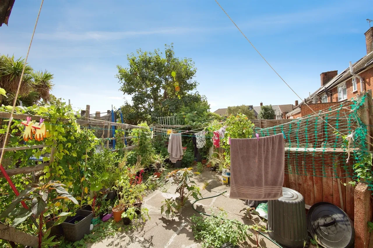 Rugby Road, Dagenham, RM9, photo 3