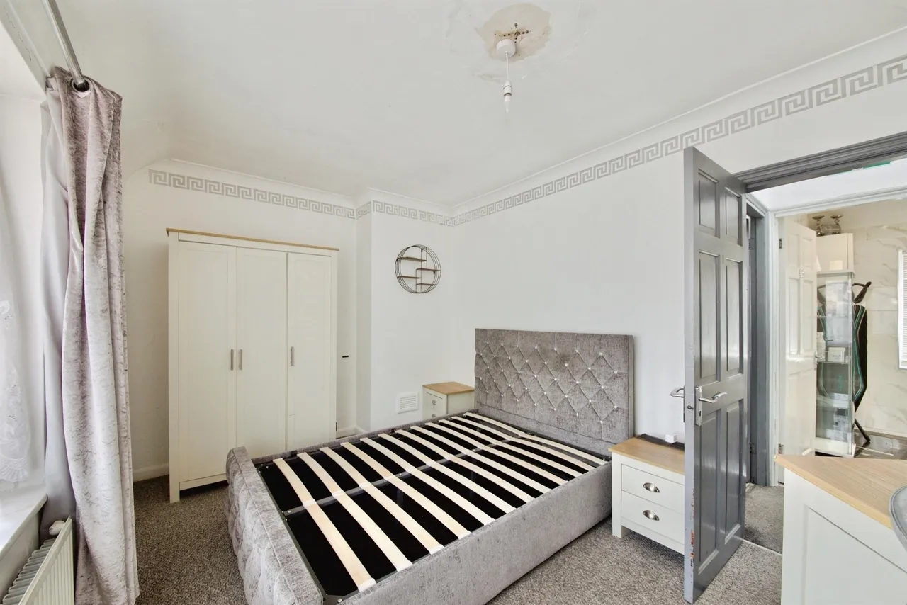 Rugby Road, Dagenham, RM9, photo 5