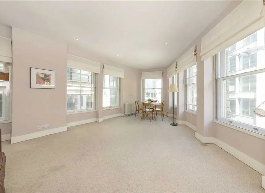 Poppins Court, Fitzrovia & Covent Garden, EC4A, photo 2
